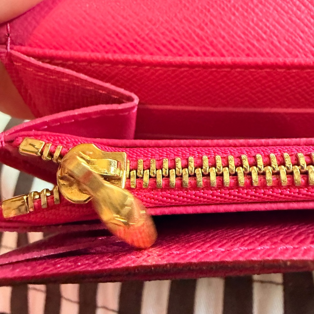 Louis Vuitton Murakami Sarah Wallet - Picture 11 of 12